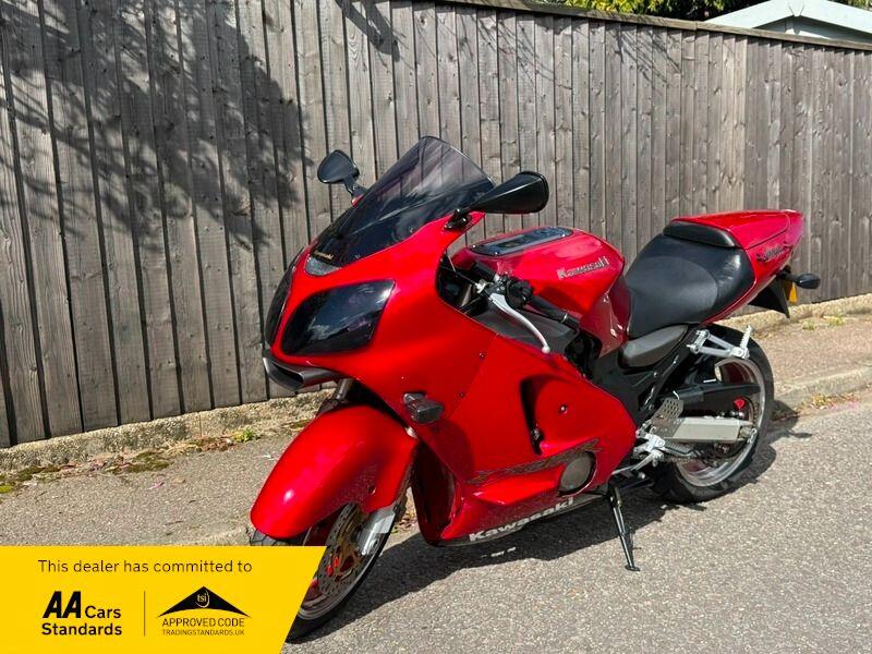 Kawasaki ZX-12R bikes for sale | AutoTrader Bikes